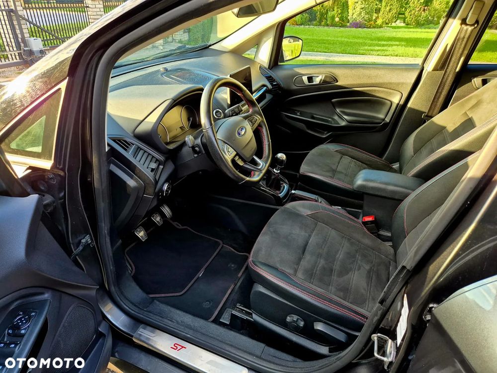 Ford EcoSport - 11