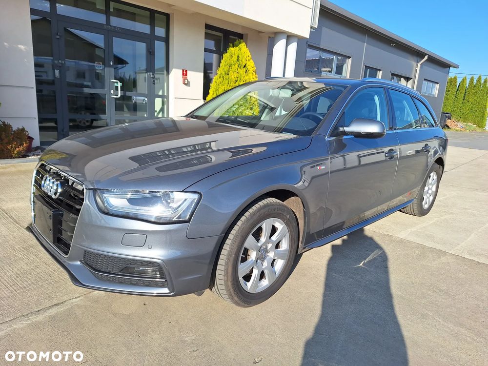 Audi A4 Avant 2.0 TDI DPF clean diesel multitronic S line Sportpaket - 23