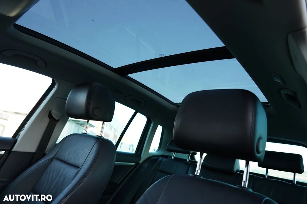 Volkswagen Tiguan 2.0 TDI DPF 4Motion BlueMotion Technology DSG Sport & Style - 8