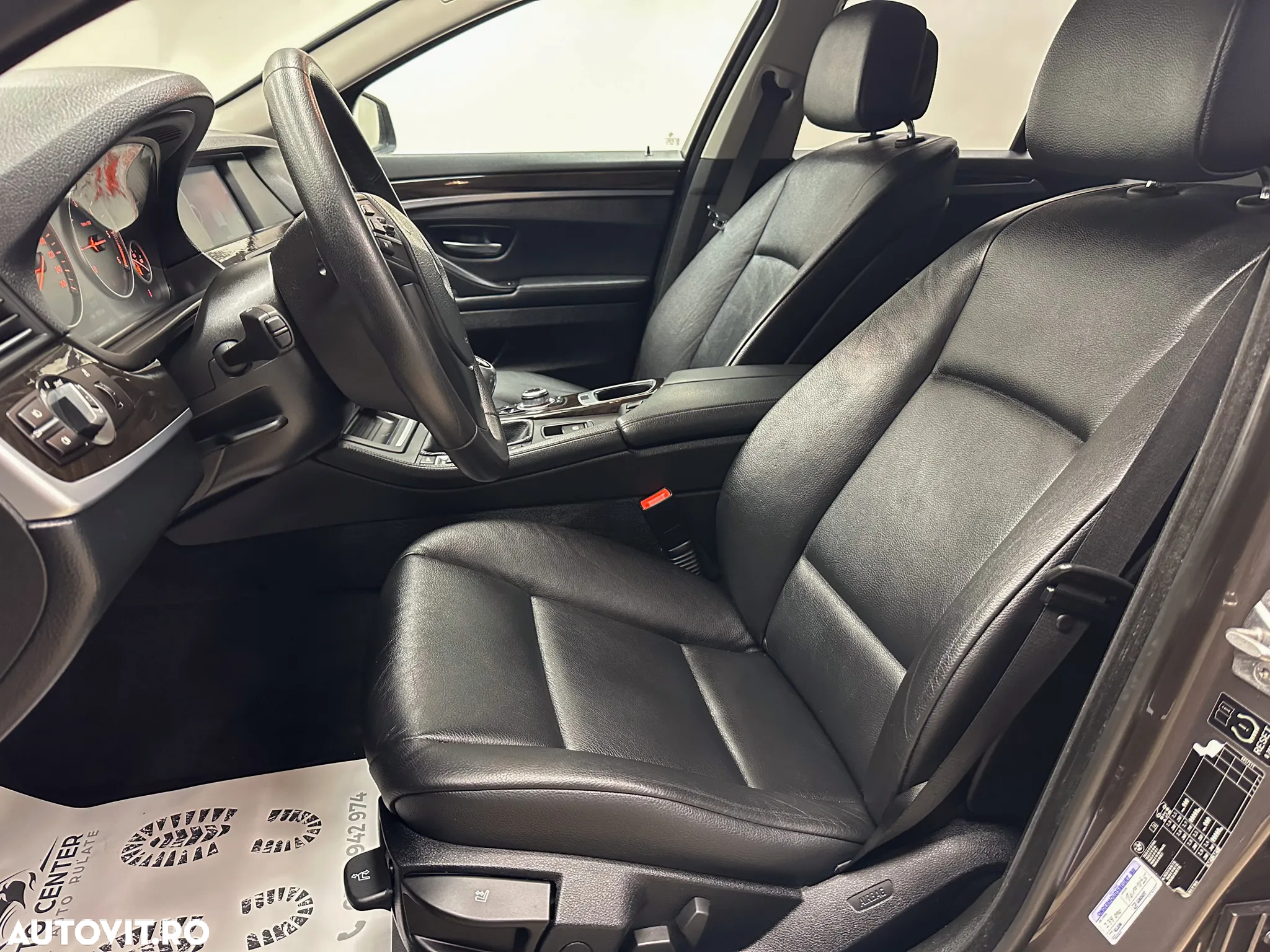 BMW Seria 5 520d Touring - 19