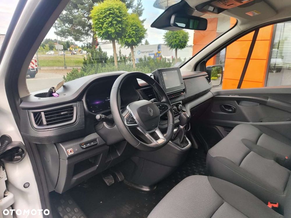 Renault Trafic - 15
