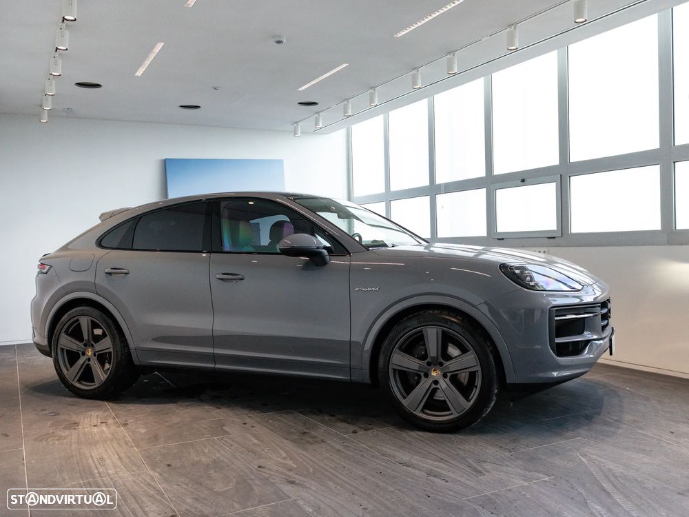 Porsche Cayenne Coupé E-Hybrid - 7