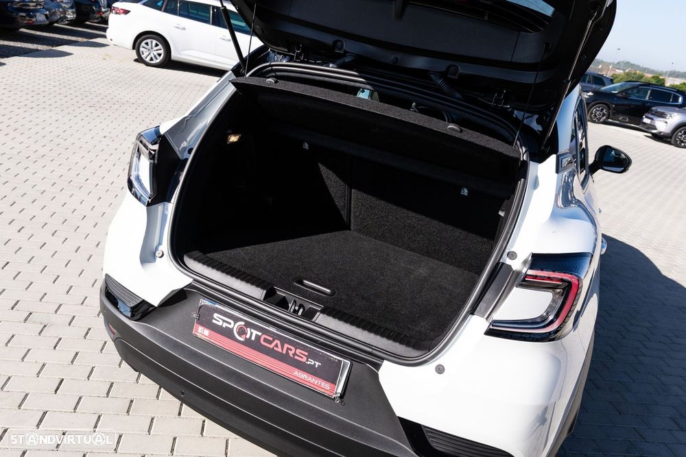 Renault Captur 1.0 TCe Techno Bi-Fuel - 11