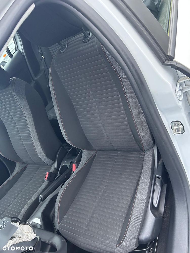 Peugeot 208 1.2 PureTech Active S&S - 13