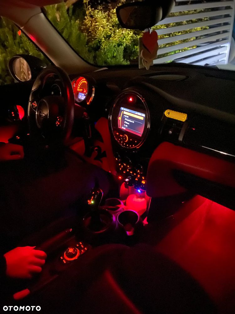 MINI Cooper - 16