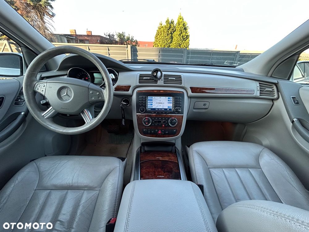 Mercedes-Benz Klasa R 320 CDI L 4-Matic - 13