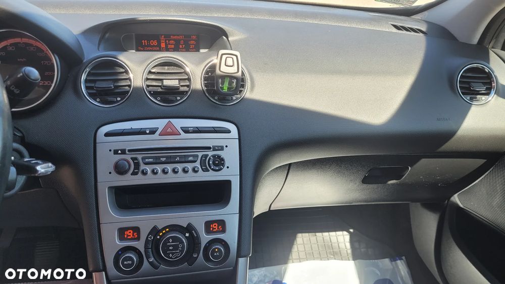 Peugeot 308 1.6 VTi Active - 11