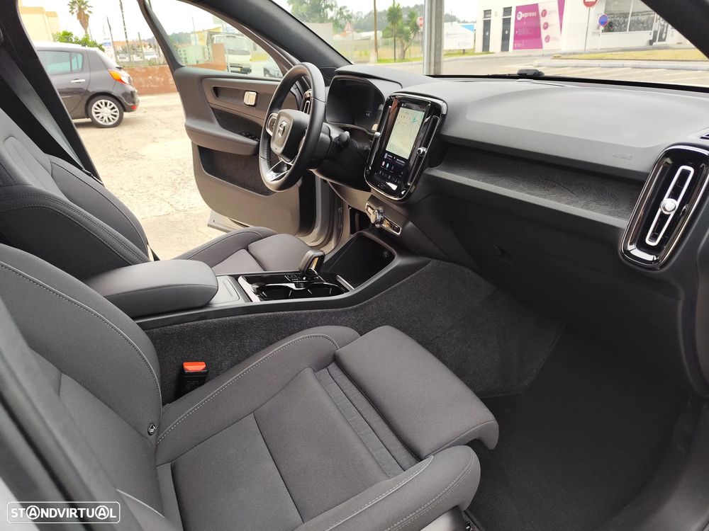 Volvo C40 Recharge 82 kWh Single M. Extended Range RWD Core - 7