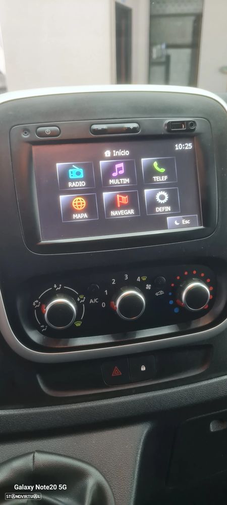 Renault Trafic 1.6dci 120 L2 - 17