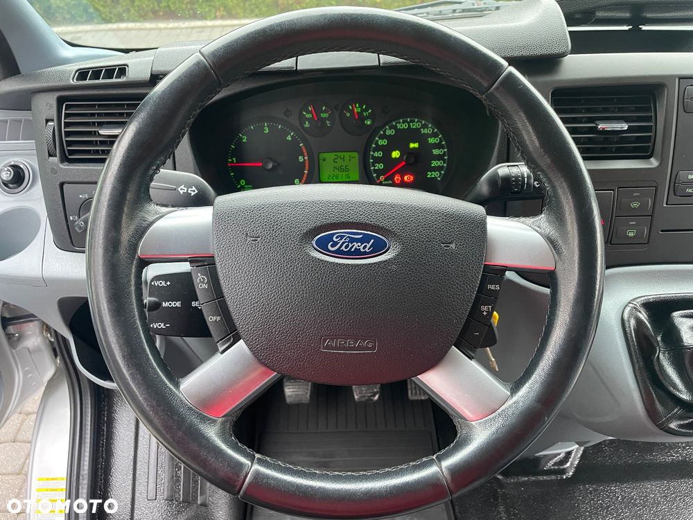 Ford Transit - 16