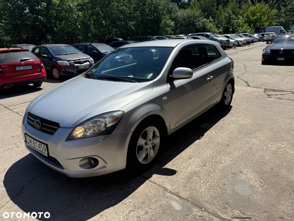 Kia Ceed 1.4 Comfort + - 12