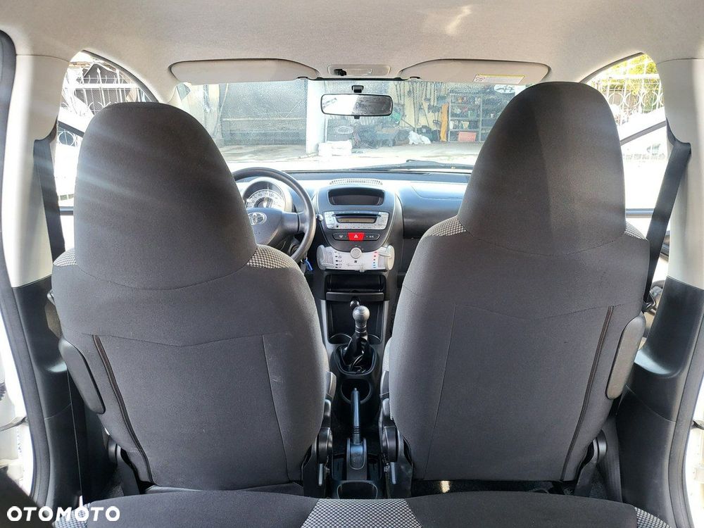 Toyota Aygo - 14