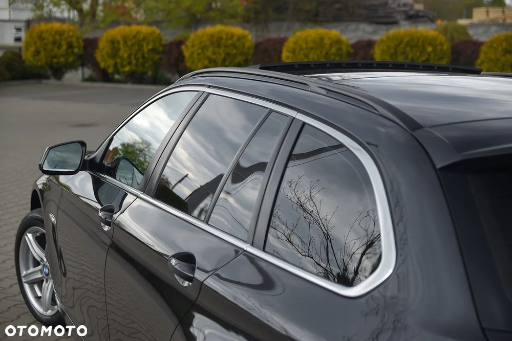 BMW Seria 5 520d - 27