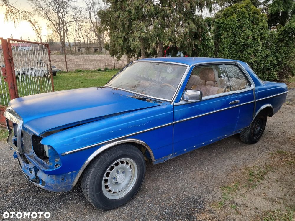 Mercedes-Benz W123 - 8