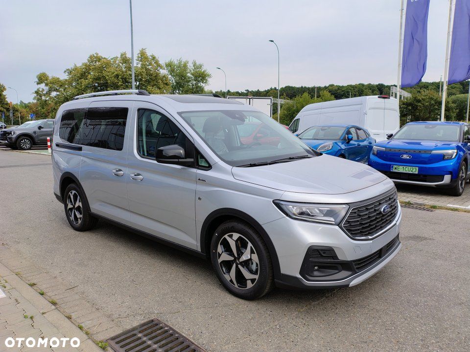 Ford Tourneo Connect - 5