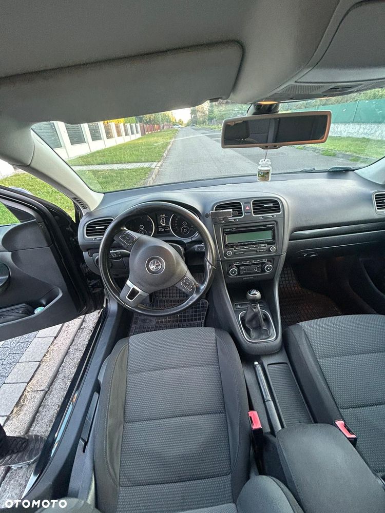Volkswagen Golf 2.0 TDI DPF MATCH - 12