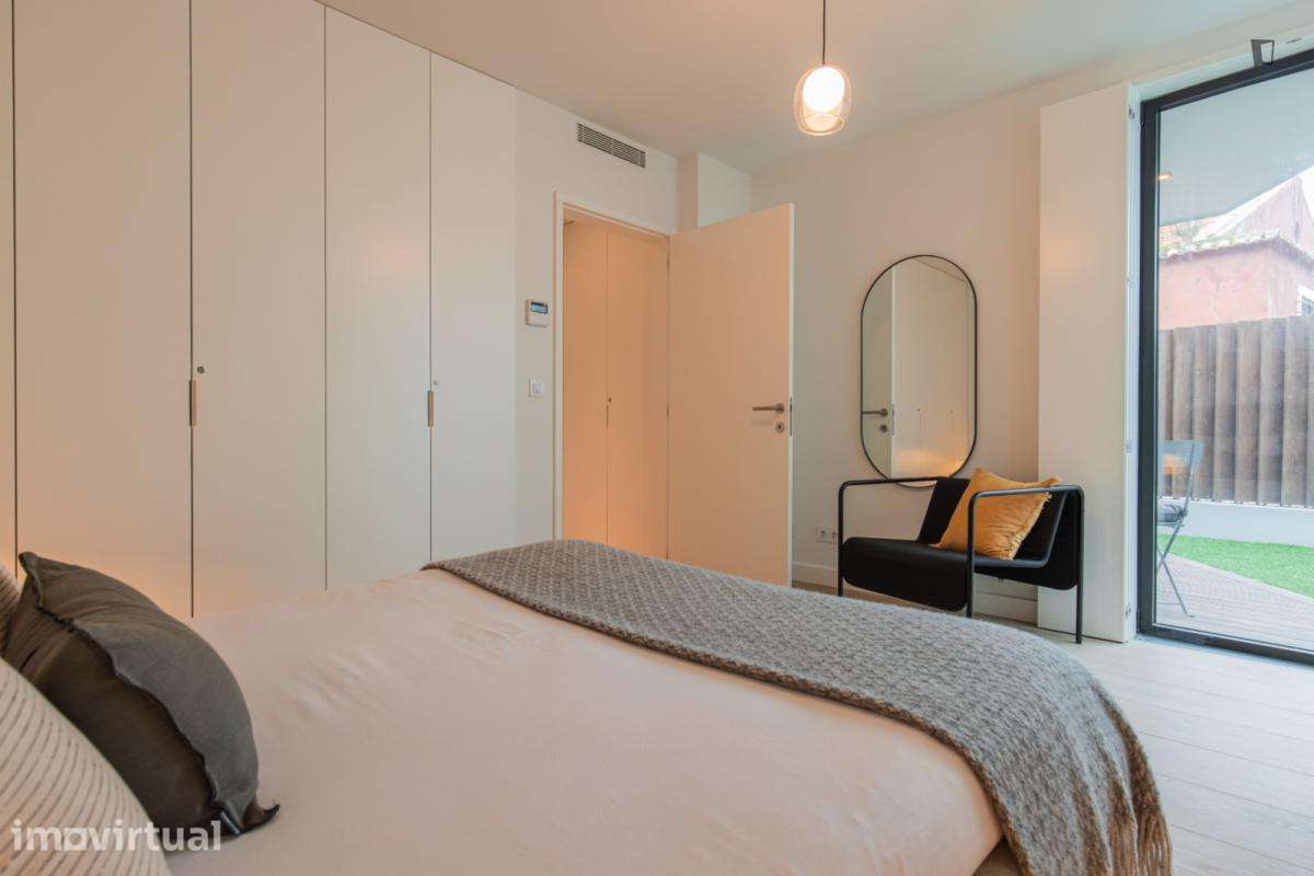 Apartamento com 1 quartos - localizado em Campo de Ourique Lisbon - Grande imagem: 4/48