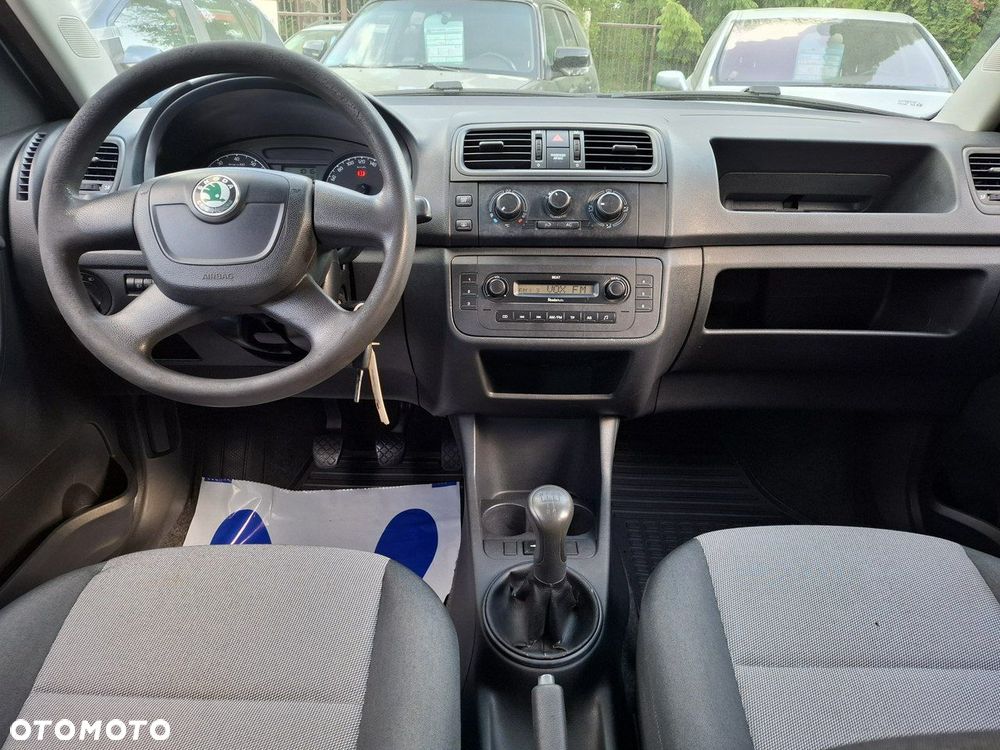 Skoda Roomster 1.2 Style PLUS EDITION - 11