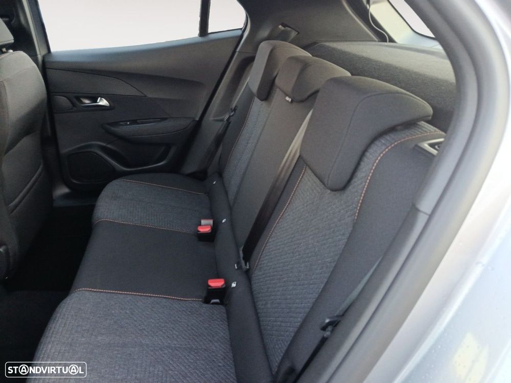 Peugeot 2008 1.2 PureTech Style - 13