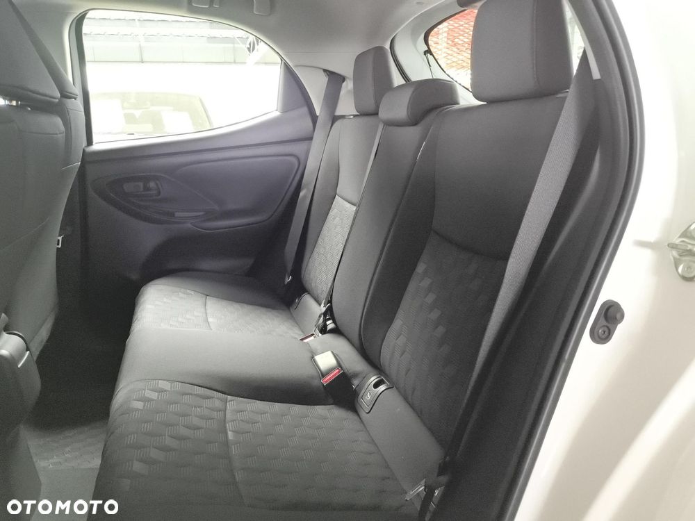 Toyota Yaris - 13