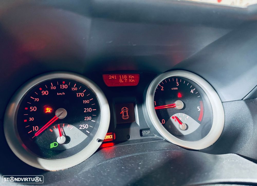 Renault Mégane Break 1.5 dCi Dynamique - 24