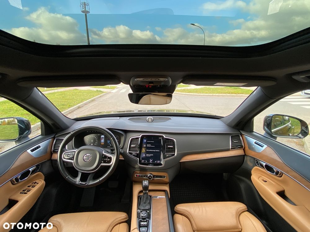 Volvo XC 90 - 11
