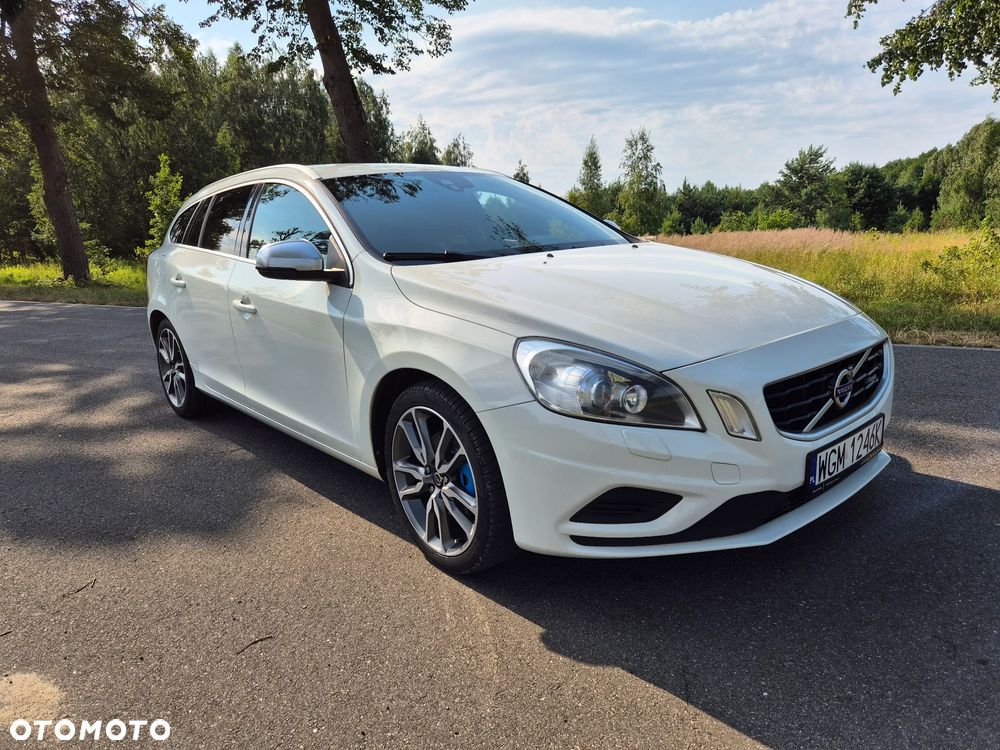 Volvo V60 D3 R-Design - 9