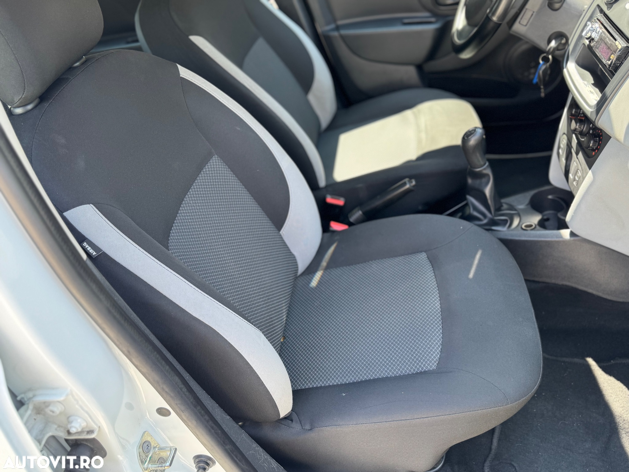 Dacia Sandero 1.5 75CP Ambiance - 14