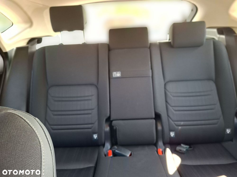 Lexus NX 300h Business Edition AWD - 33