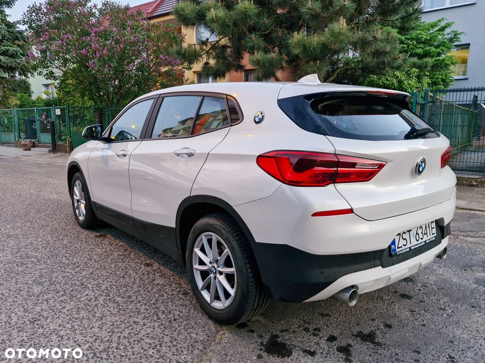 BMW X2 sDrive18d Advantage Plus - 9