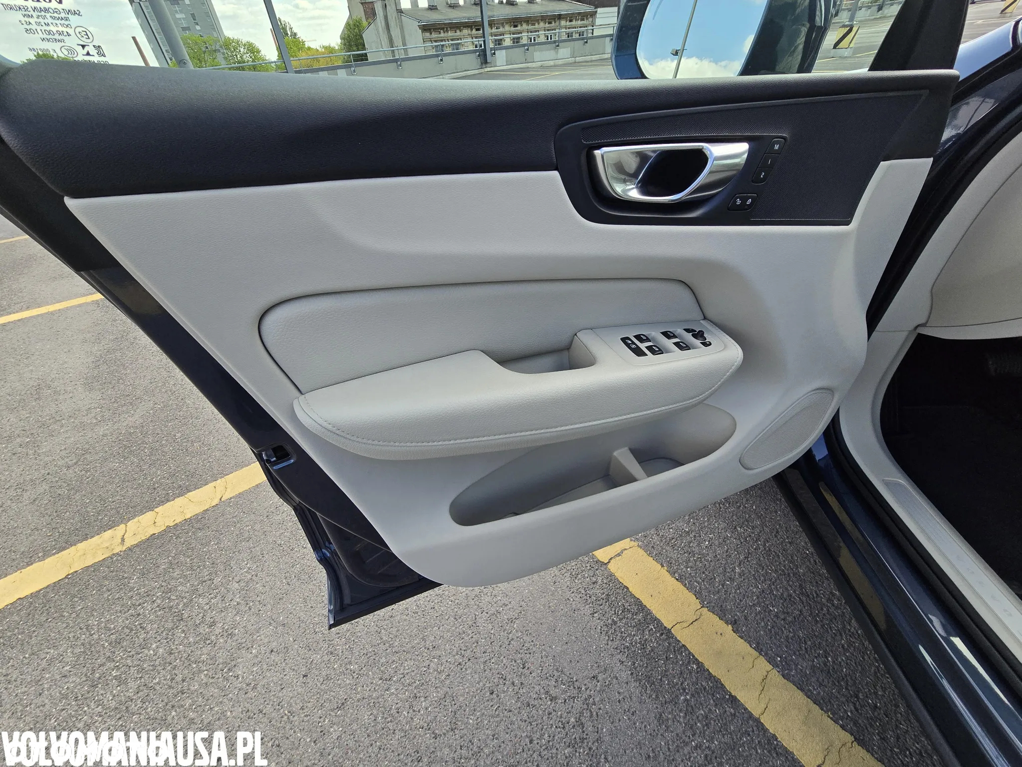 Volvo XC 60 B5 B AWD Geartronic Momentum Pro - 16