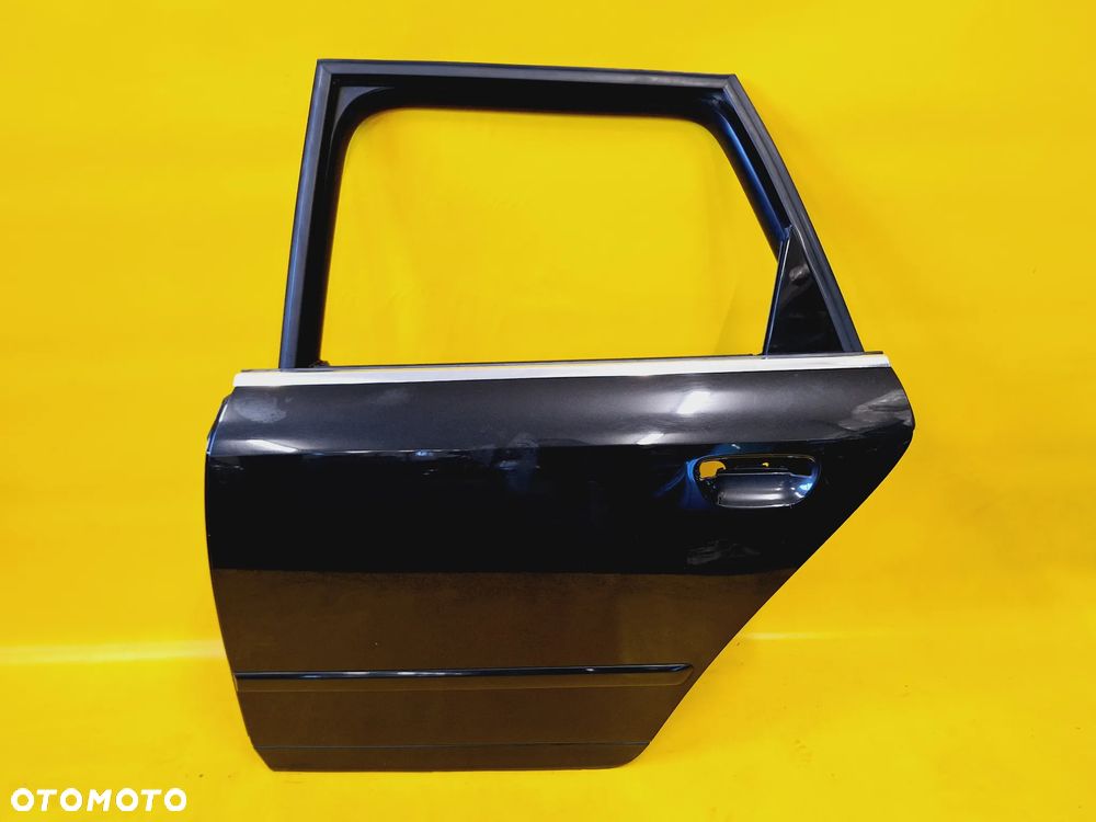 DRZWI LEWY TYŁ LEWE TYLNE AUDI A4 B6 KOMBI LAK: LZ9W NR1681 - 1