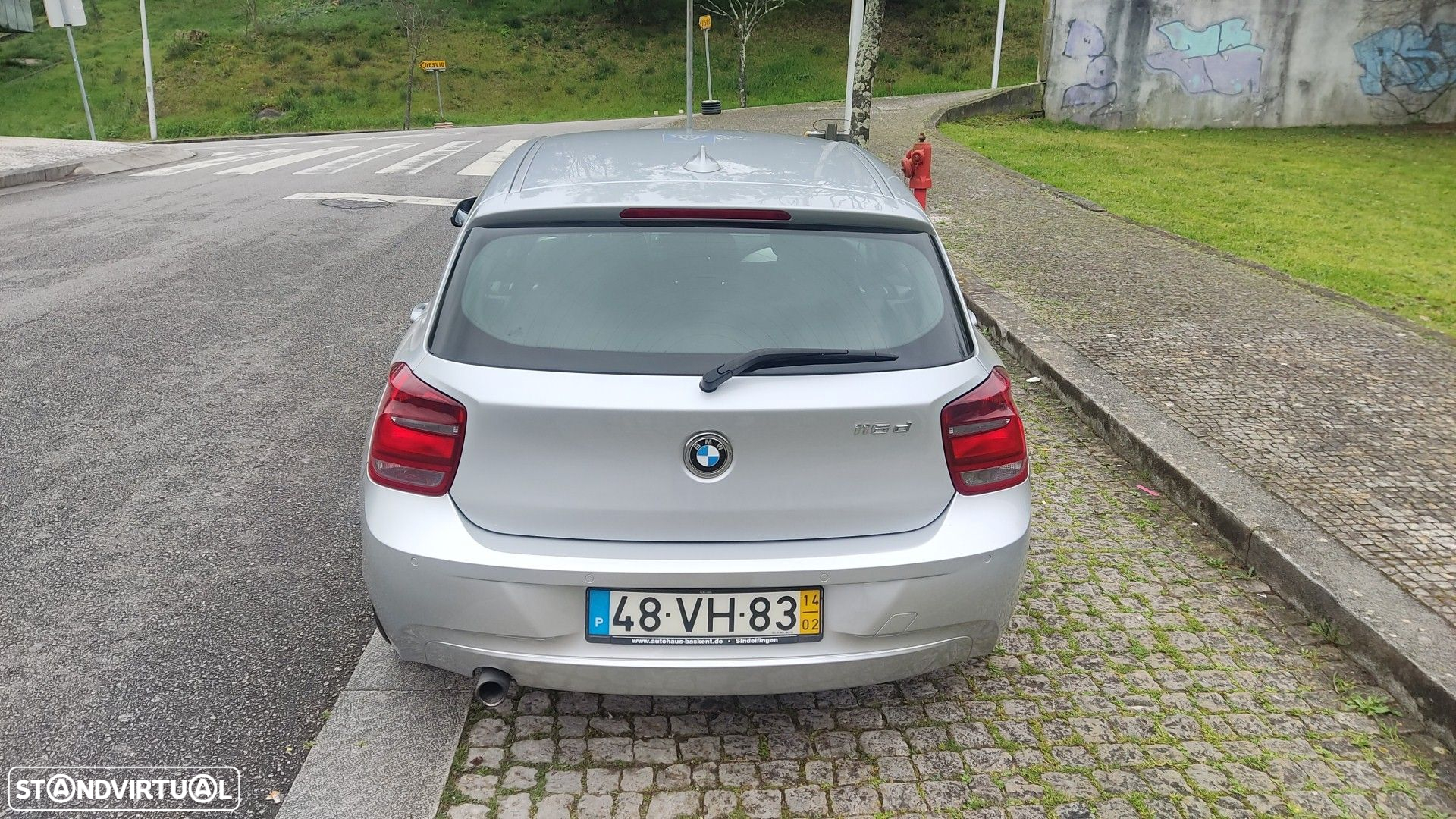 BMW 116 d EfficientDynamics Edition - 12