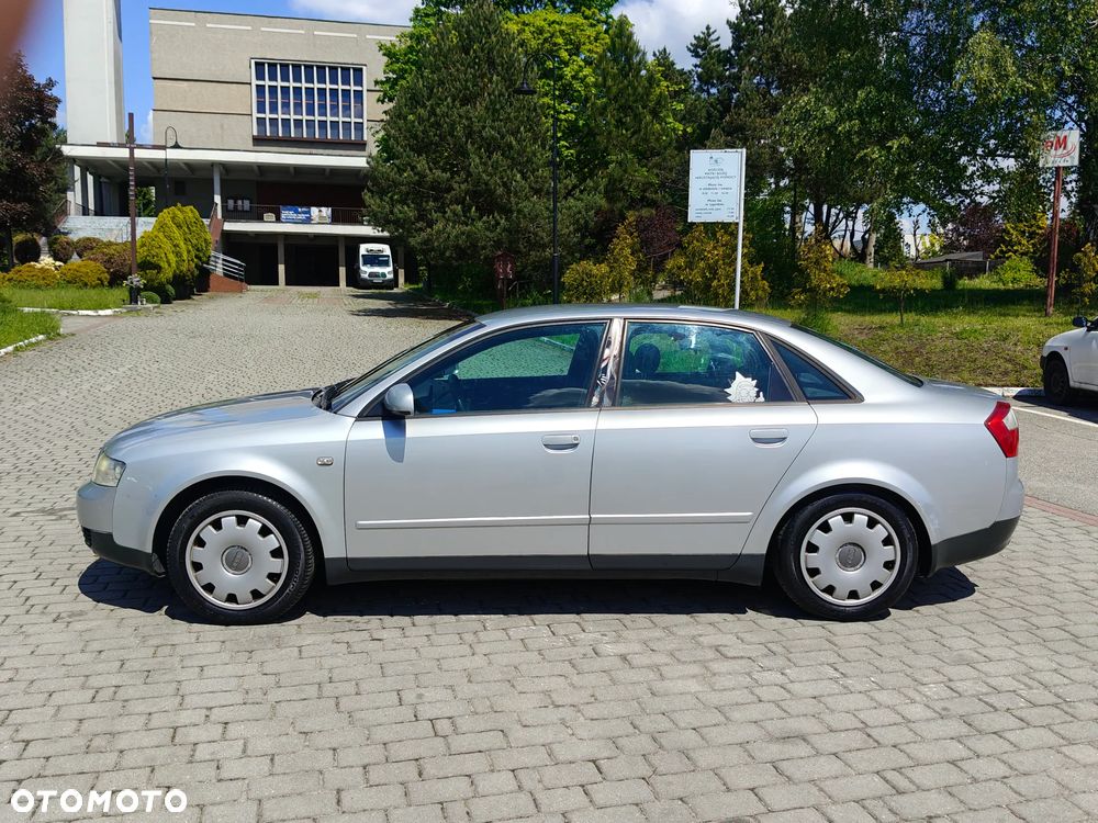 Audi A4 Avant 2.0 TFSI Attraction - 4