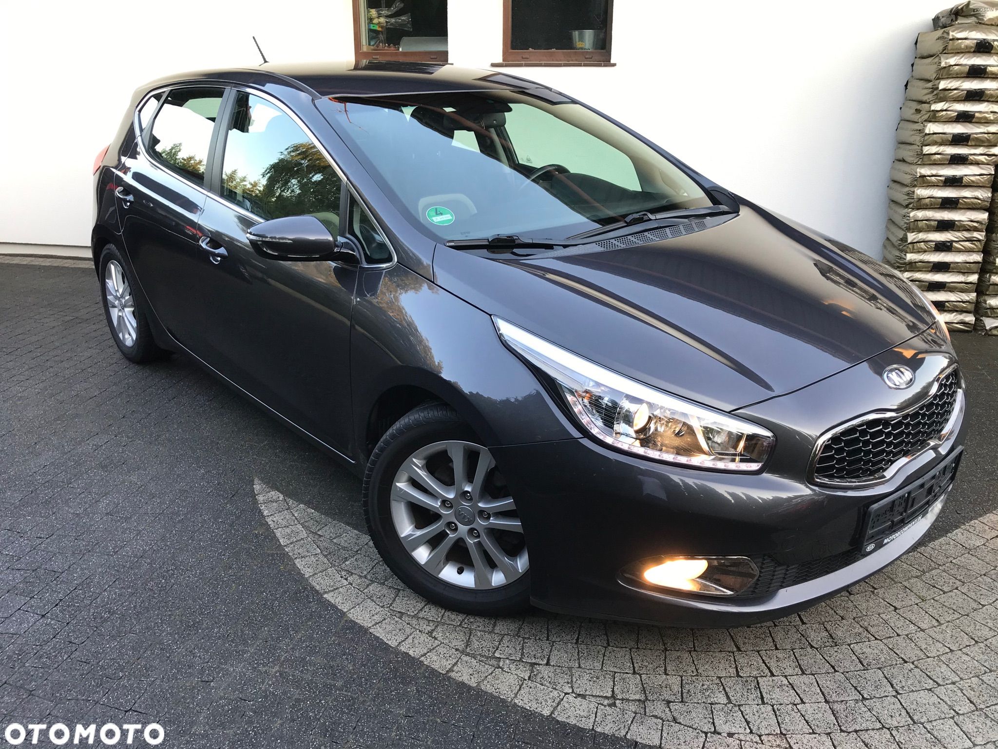 Kia Ceed 1.6 GDI Edition 7 - 1
