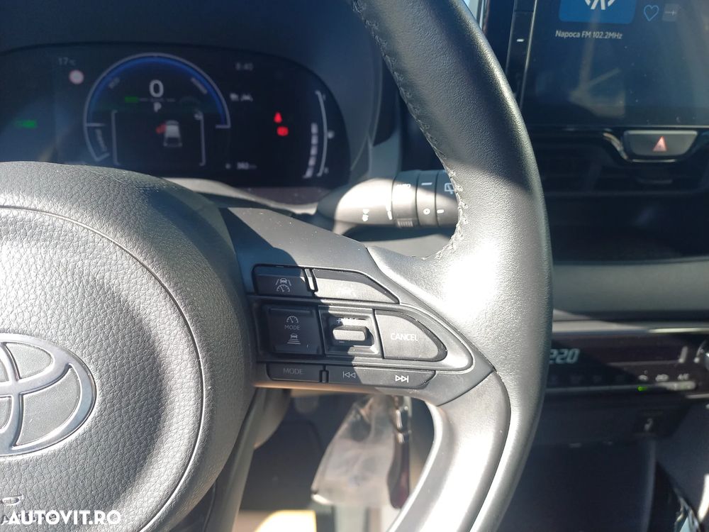Toyota Yaris 1.5 116 CP HEV Business - 20