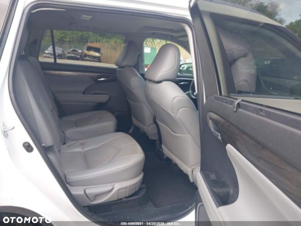 Toyota Highlander - 9