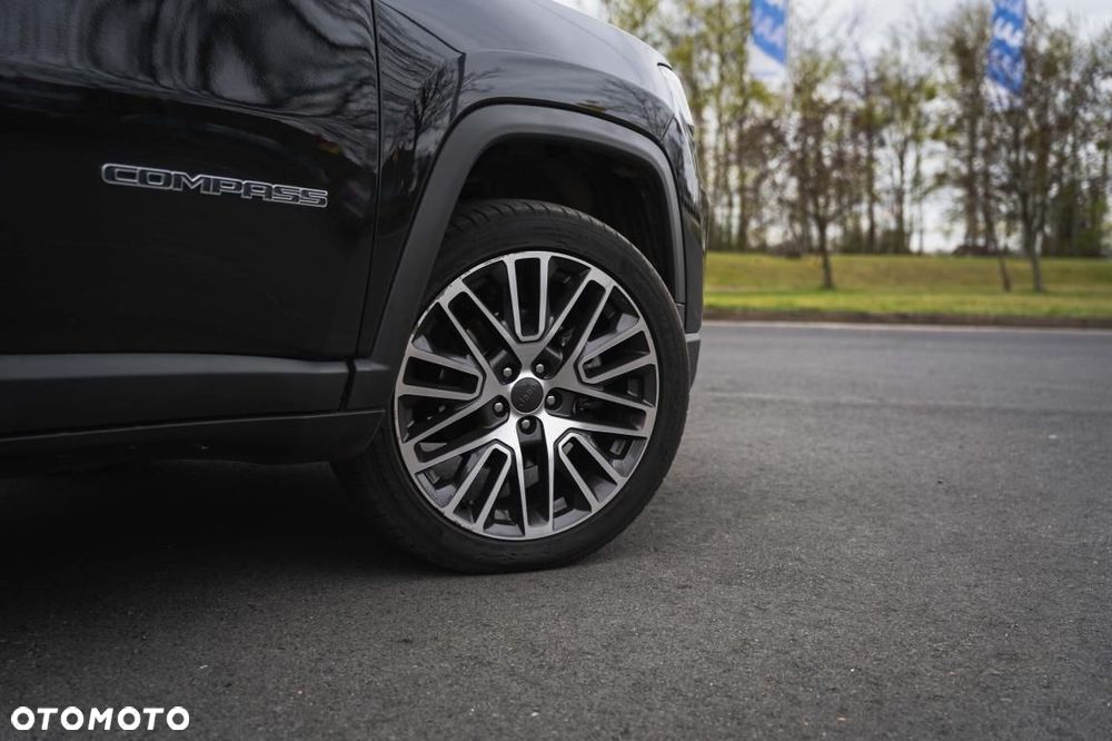 Jeep Compass - 12