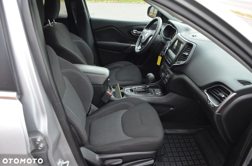 Jeep Cherokee 3.2 V6 Active Drive I Overland - 23