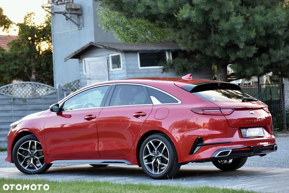 Kia ProCeed 1.6 CRDi 136 ISG GT Line - 14