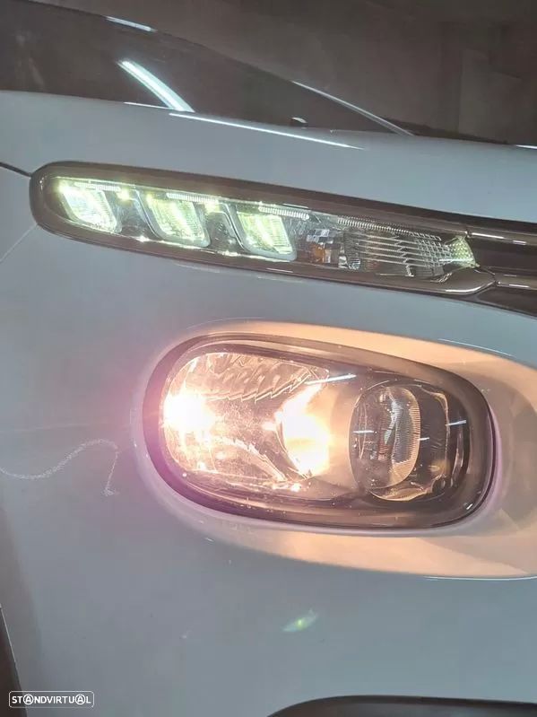 Citroën C3 1.2 PureTech Shine - 15