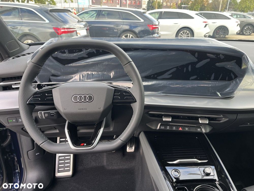 Audi Q3 Sportback - 14
