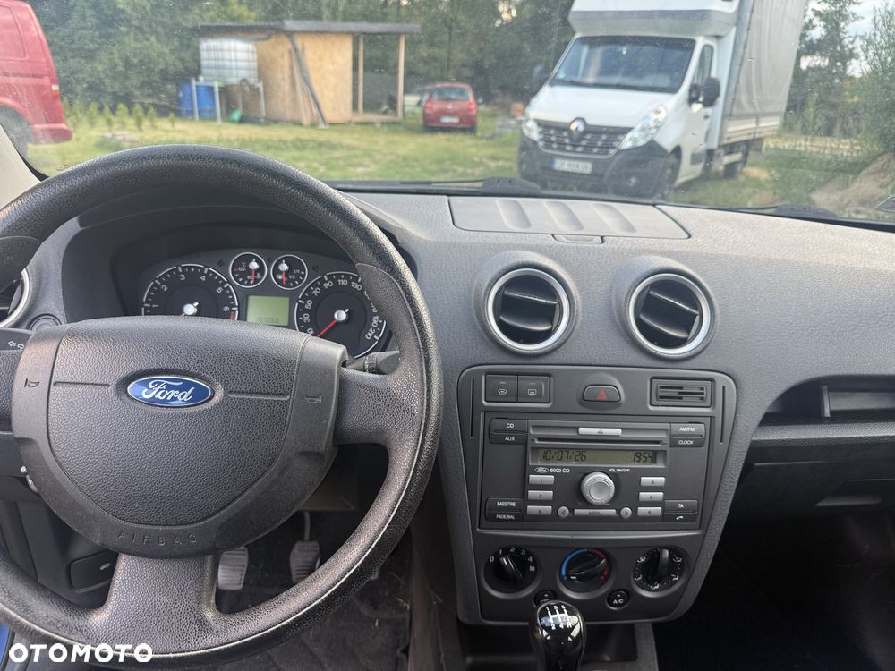 Ford Fusion - 7