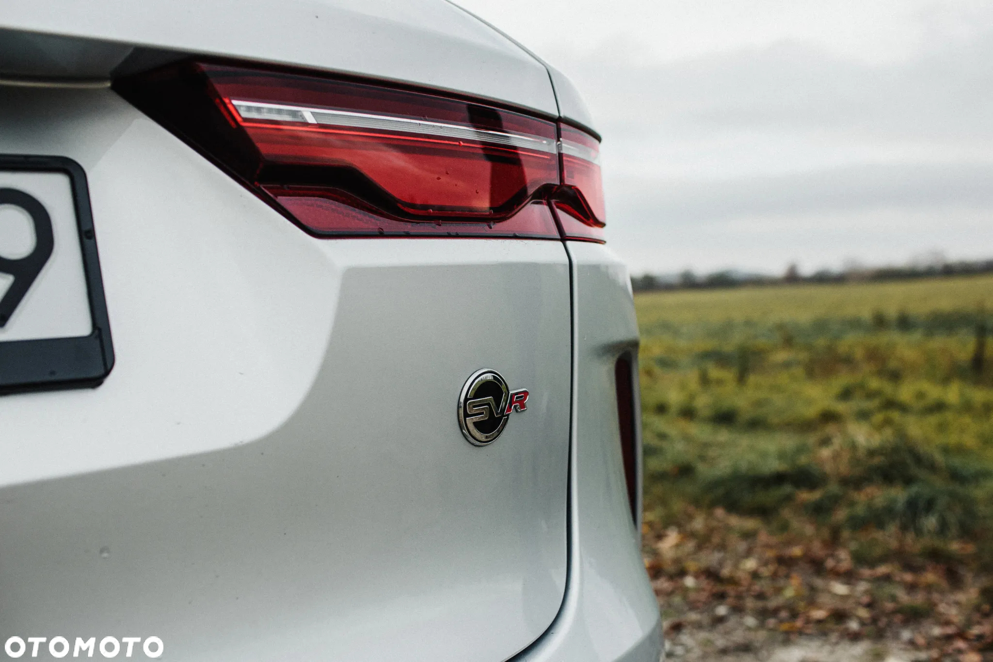 Jaguar F-Pace 5.0 V8 P550 AWD SVR - 7