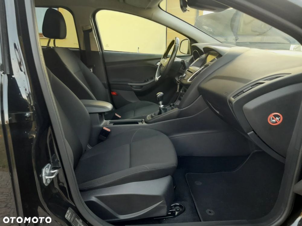 Ford Focus 1.0 EcoBoost Titanium - 9