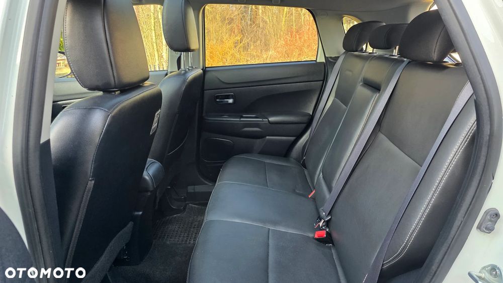 Mitsubishi ASX 1.8 DI-D 4WD Instyle - 14