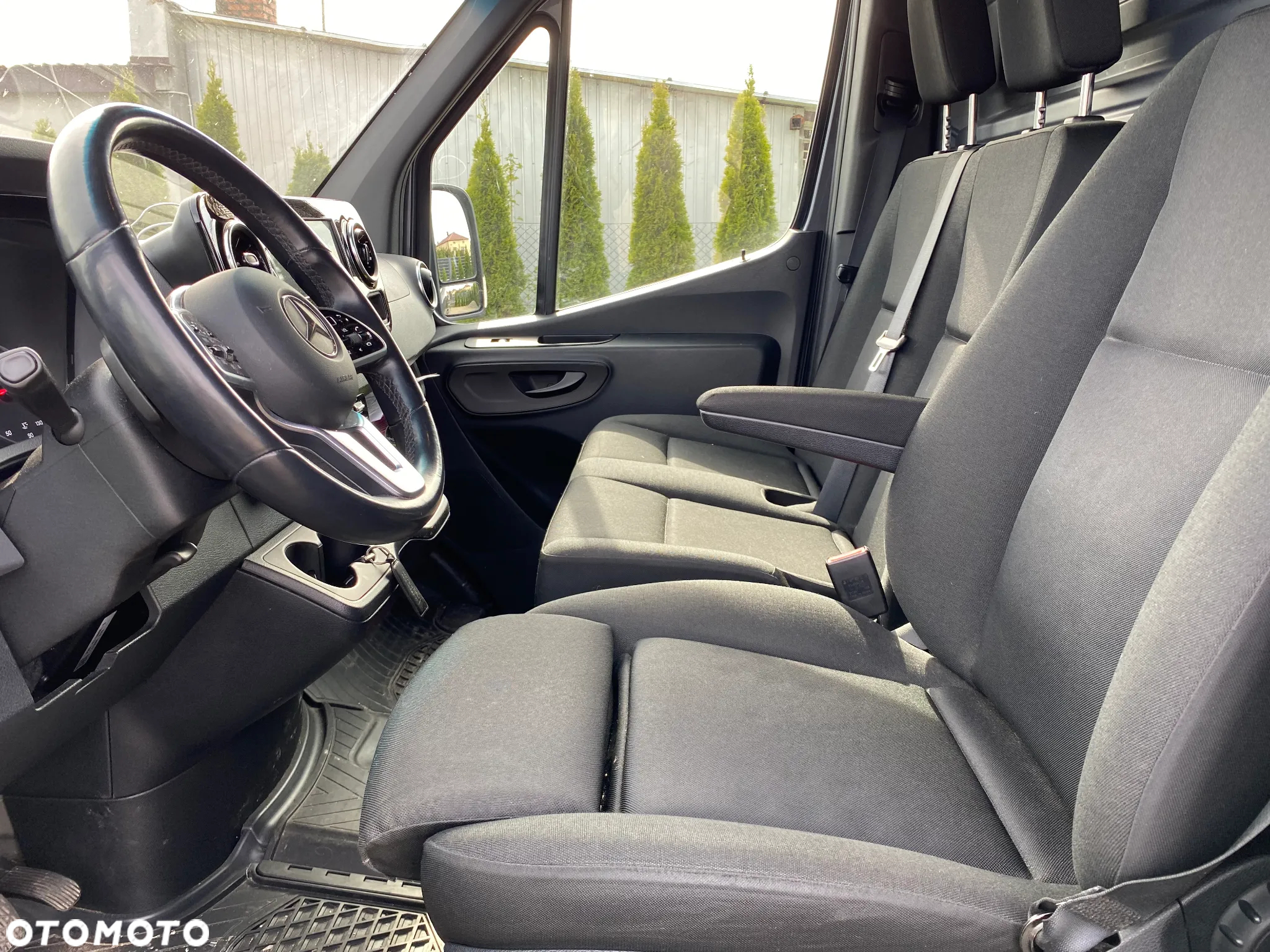 Mercedes-Benz SPRINTER - 12