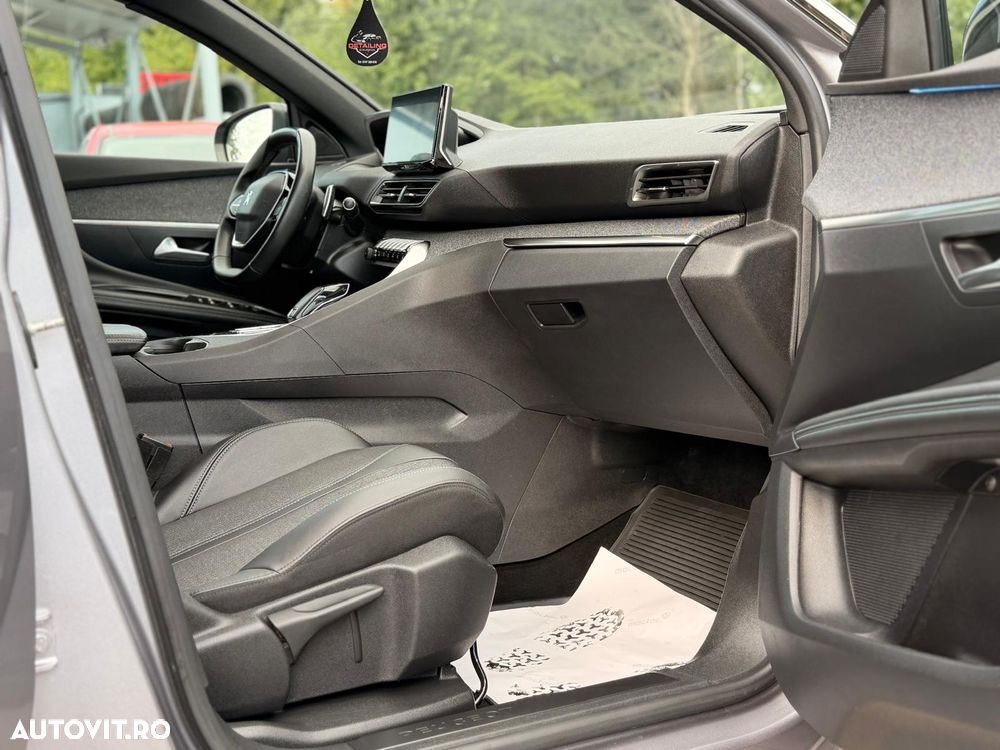 Peugeot 3008 1.5 BlueHDI 130 S&S EAT8 Allure - 23