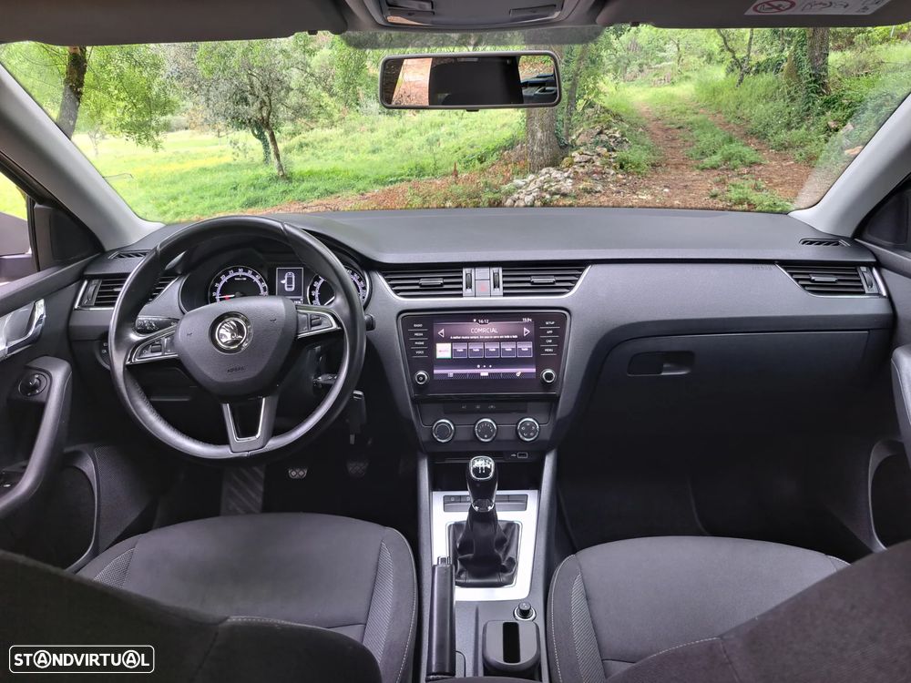 Skoda Octavia Break 1.6 TDi Ambition - 3