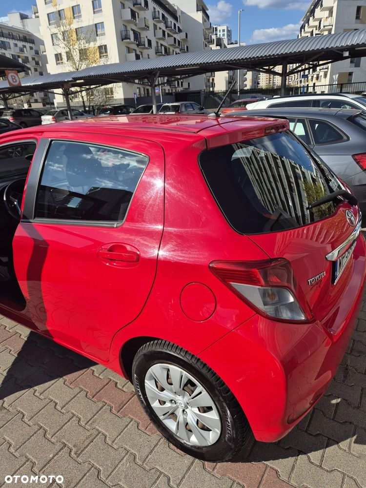 Toyota Yaris 1.33 Premium - 19